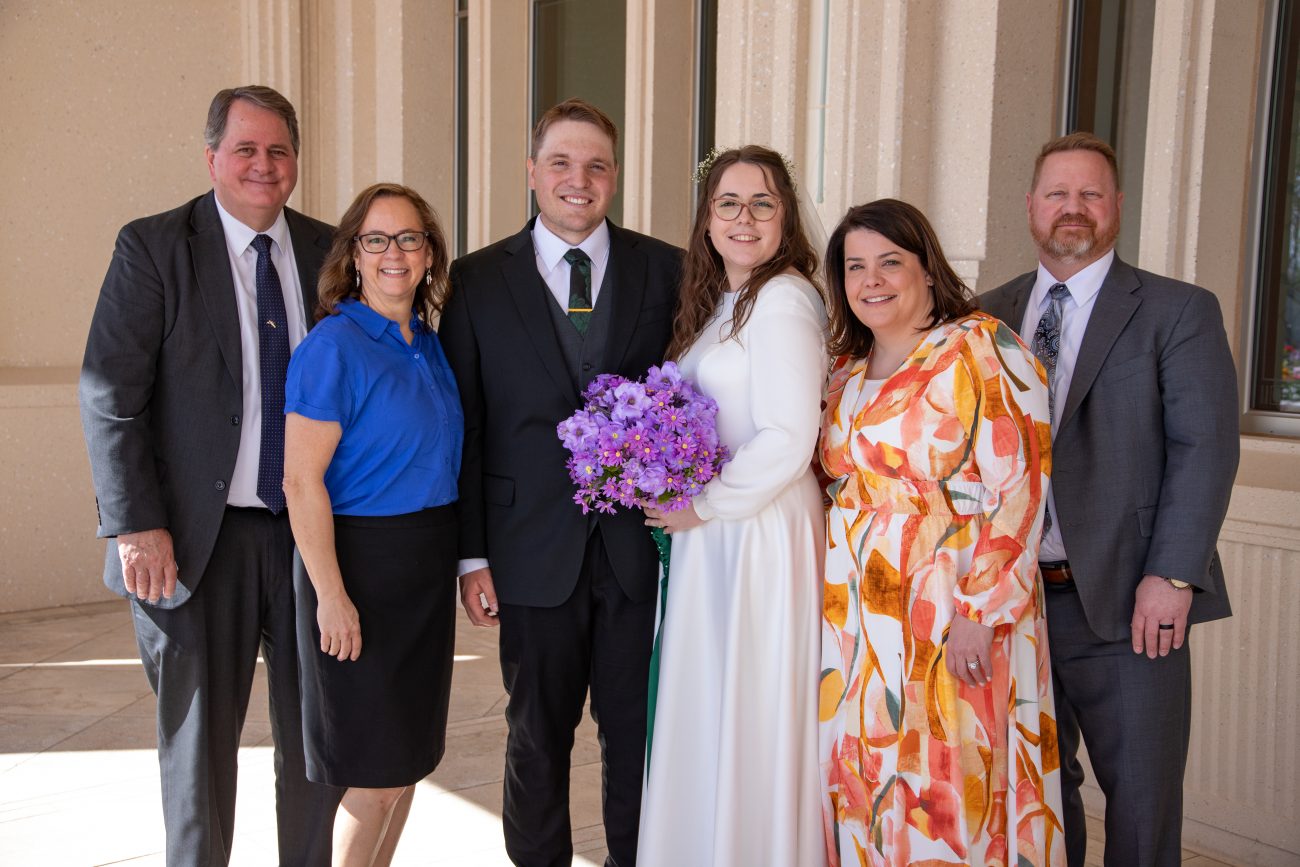 Phoenix Temple Wedding Family photo